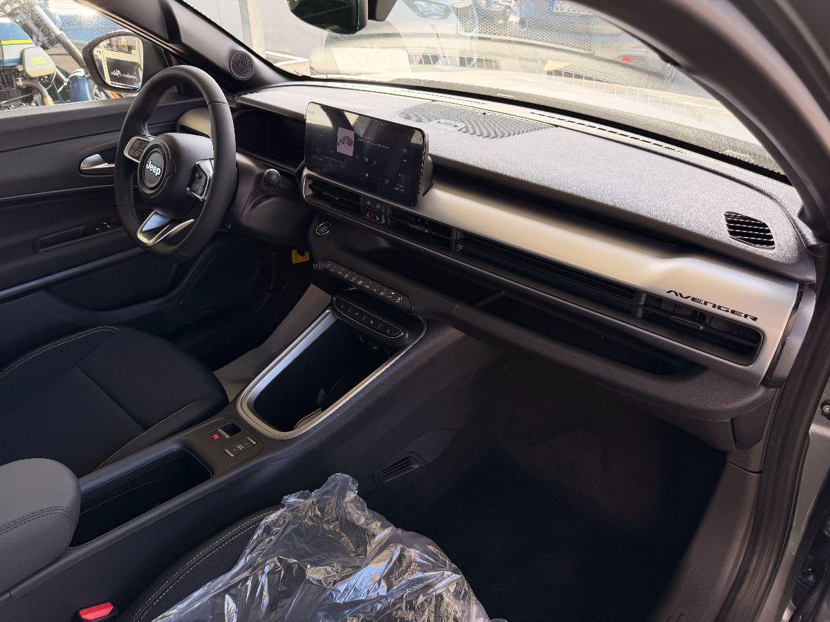 JEEP - Avenger - 1.2 Turbo e-hybrid mhev Altitude edct6