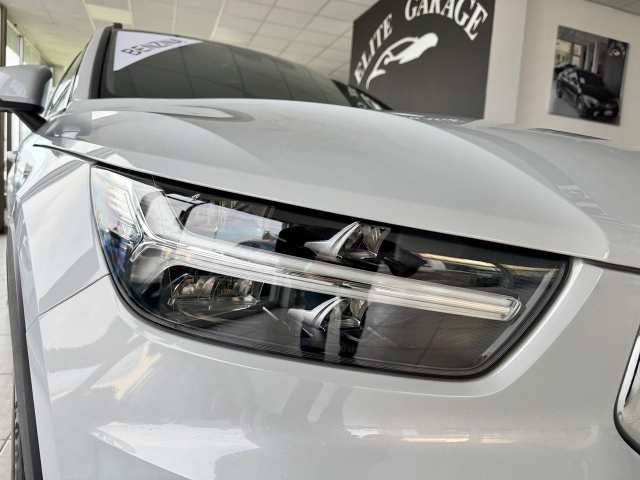 Volvo XC40 T3 Momentum Virtual Led Cruise