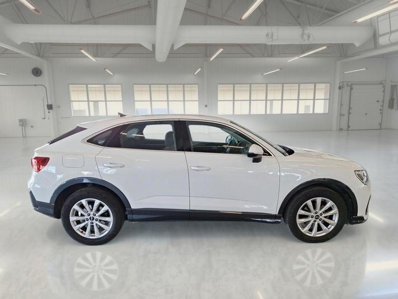 AUDI Q3 SPORTBACK 35 TDI S tronic Business Plus