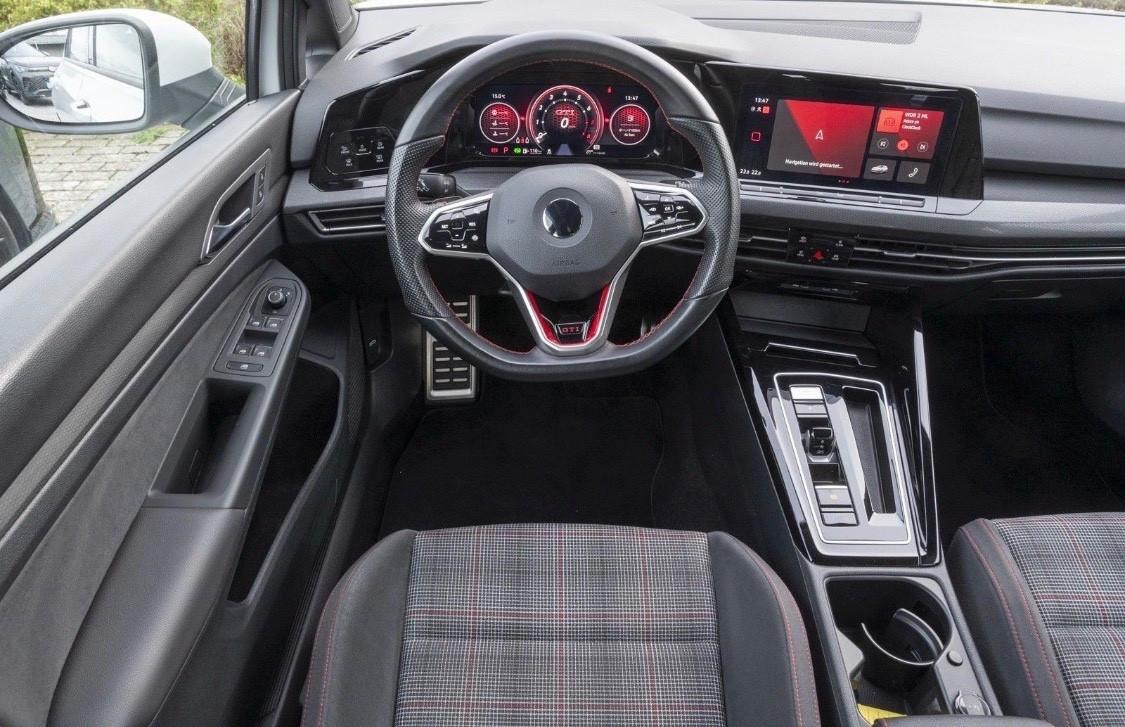 Volkswagen Golf 8 GTI DSG 2.0 TSI 245cv