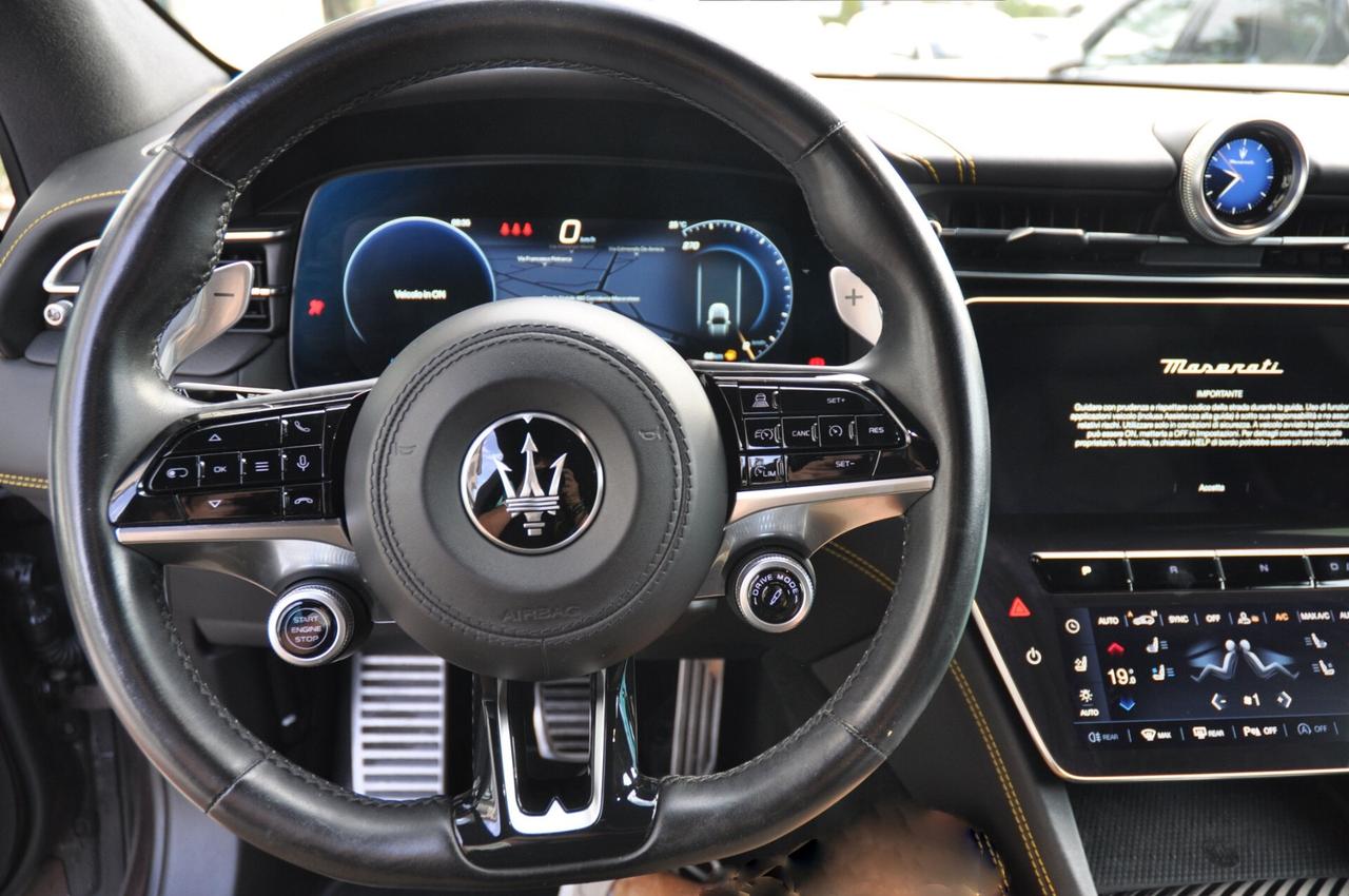 Maserati Grecale MHEV 330 CV AWD Modena