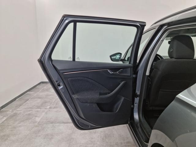 SKODA Kamiq 1.5 TSI ACT DSG Black Dots