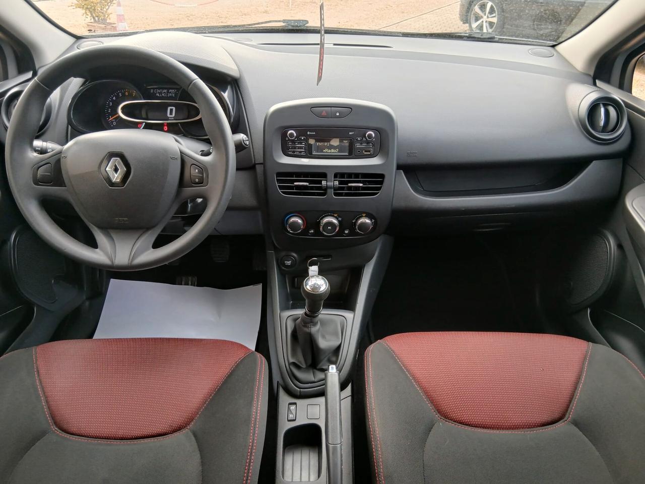 Renault Clio 1.2 BENZINA 74CV NEOPATENTATI