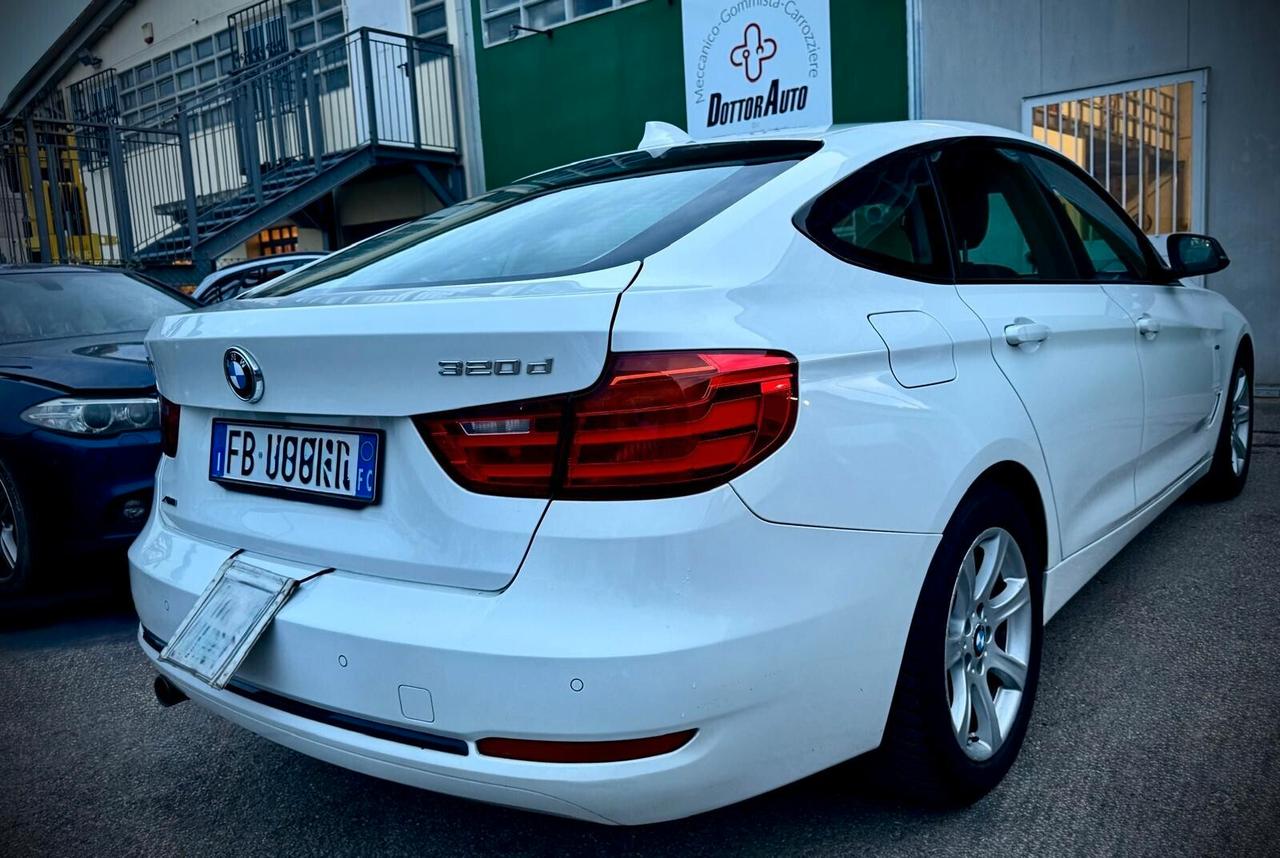 Bmw 3er Gran Turismo 320d xDrive Business Advantage aut.