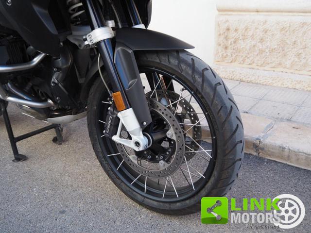 BMW R 1250 GS TRIPLE BLACK