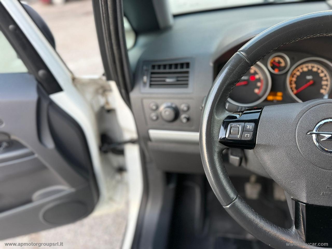 OPEL Zafira Tourer 1.6 16VT EcoM 150 CV TURBO ONE