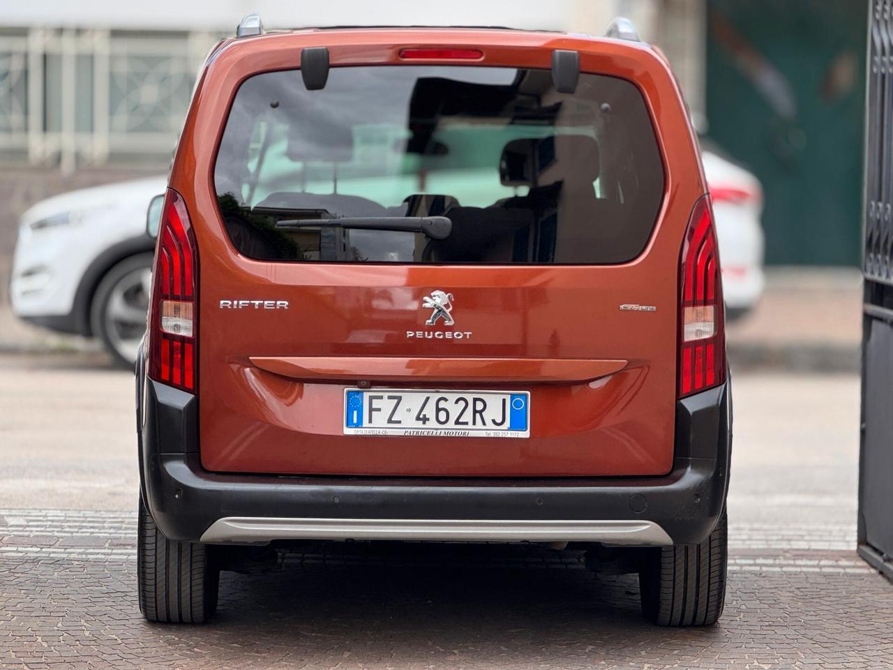 Peugeot Rifter BlueHDi 130 S&S EAT8 GT Line Long