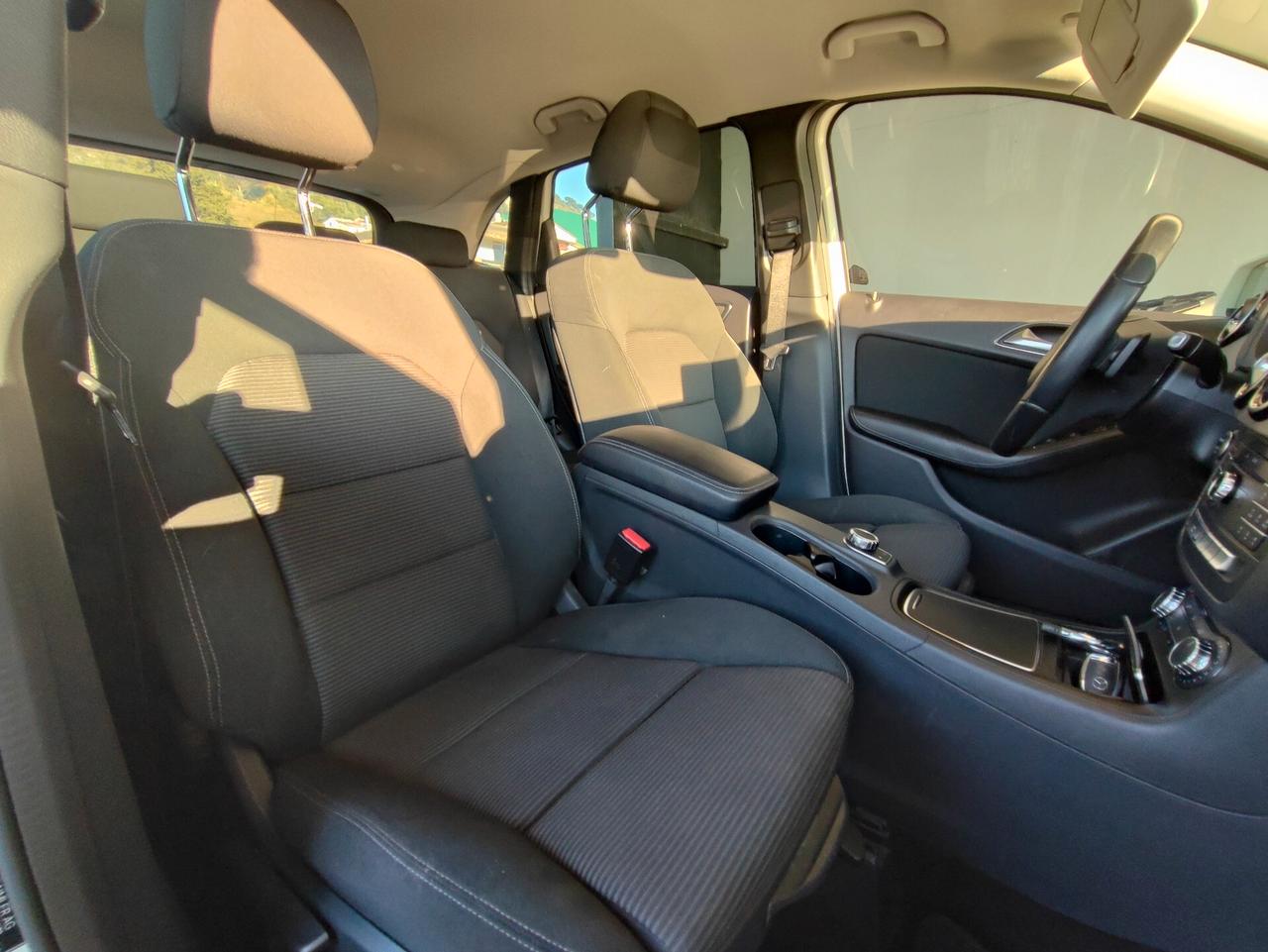 Mercedes-benz B 180 d Automatic Premium