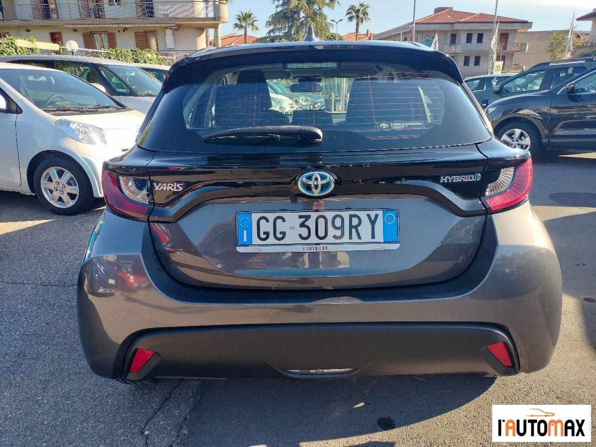 TOYOTA - Yaris 1.5h Business