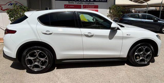 ALFA ROMEO Stelvio 2.0 Turbo 200 CV AT8 Q4 Sprint
