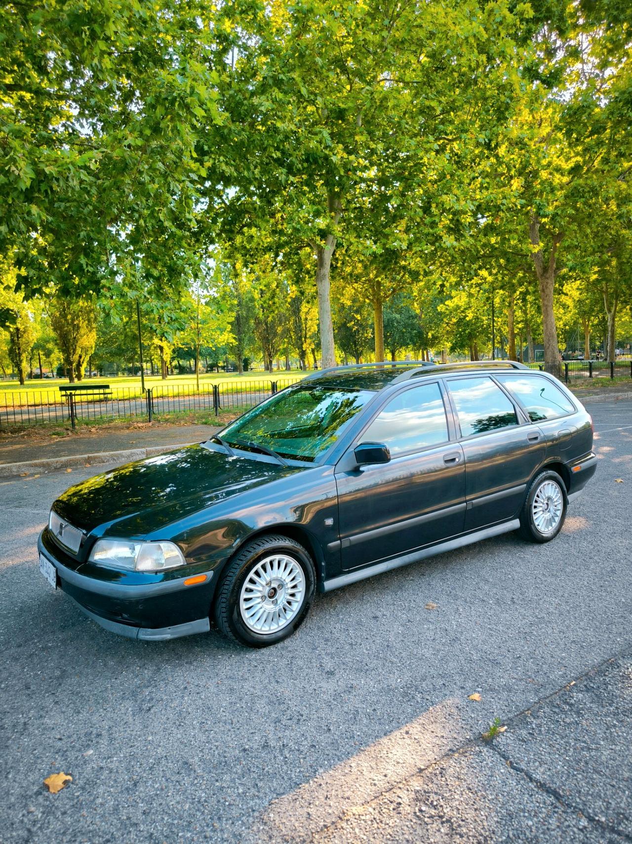 Volvo V40 2.0 16V cat