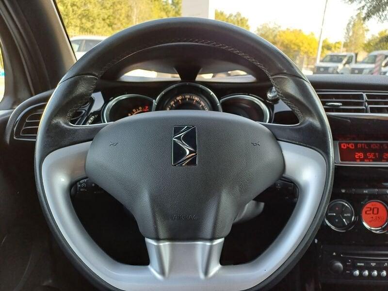 DS DS 3 DS 3 1.4 VTi 95 Just Black