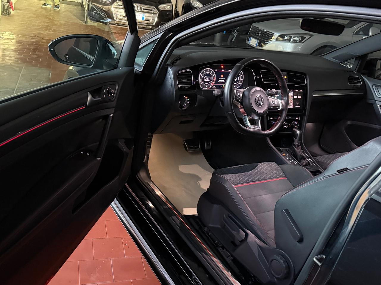 Volkswagen Golf GTI Performance 2.0 245 CV TSI DSG 3p. BMT