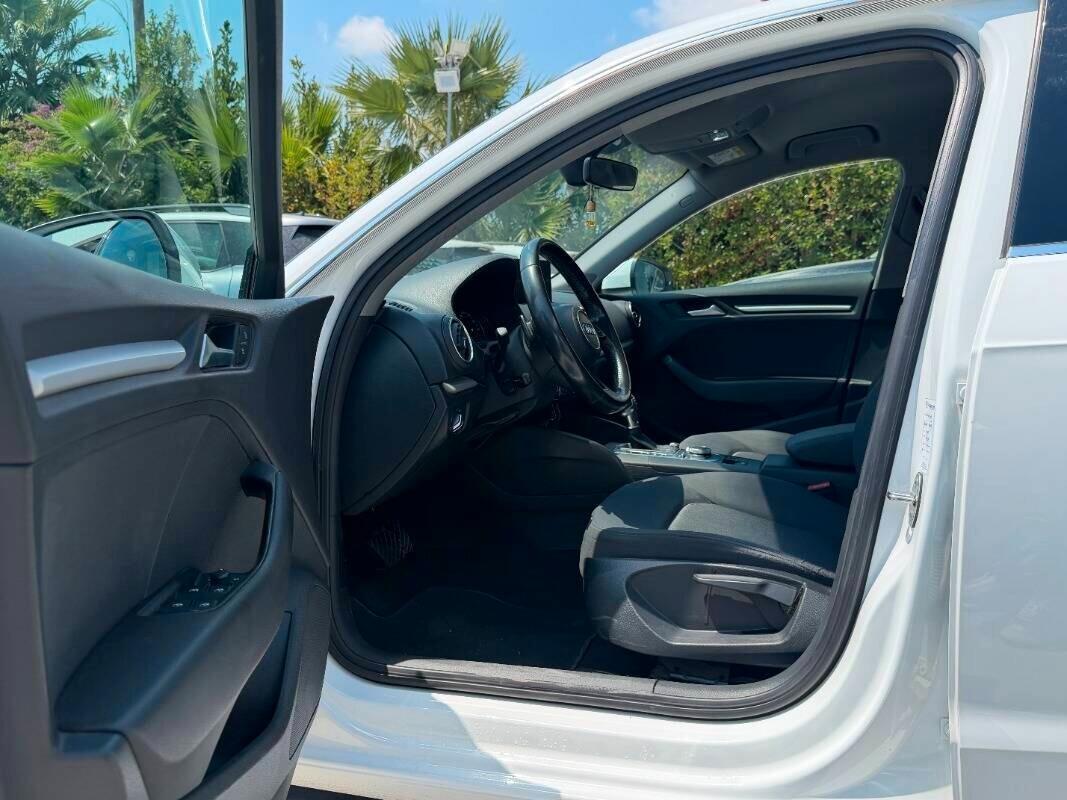 Audi A3 SPB 1.6 TDI S tronic Sport