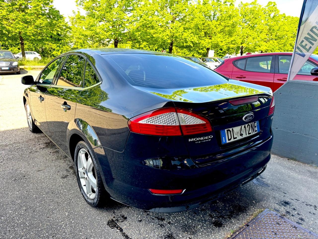 Ford Mondeo 2.0 TDCi 140 CV 5 poret Ghia DPF