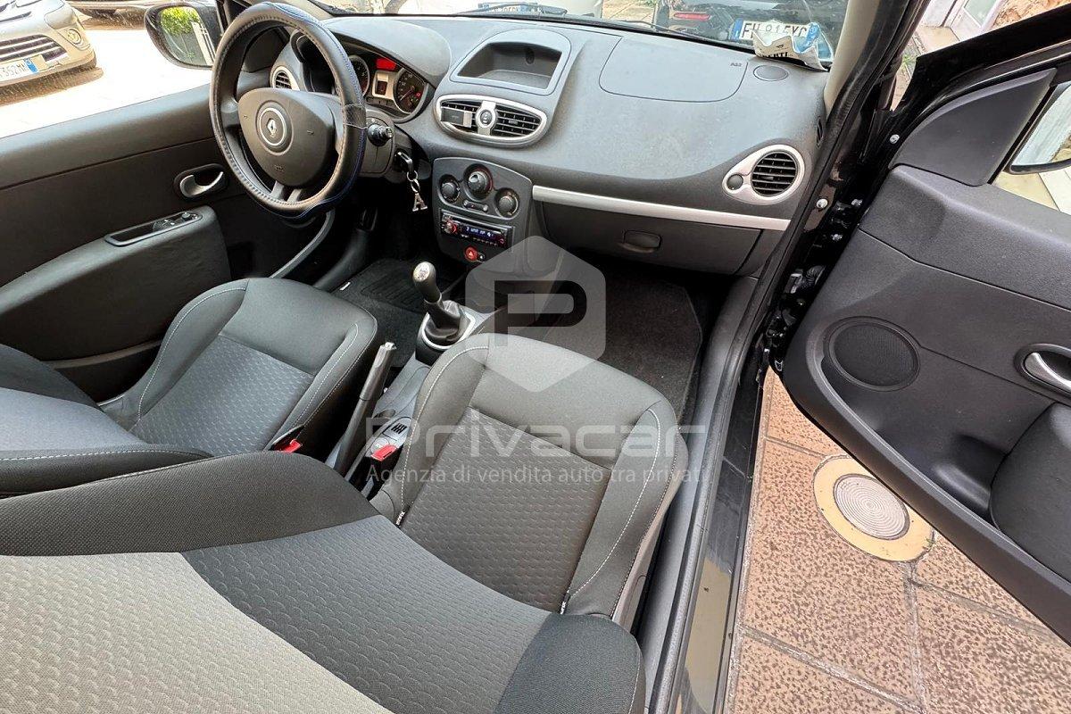 RENAULT Clio 1.2 16V 3 porte Dynamique