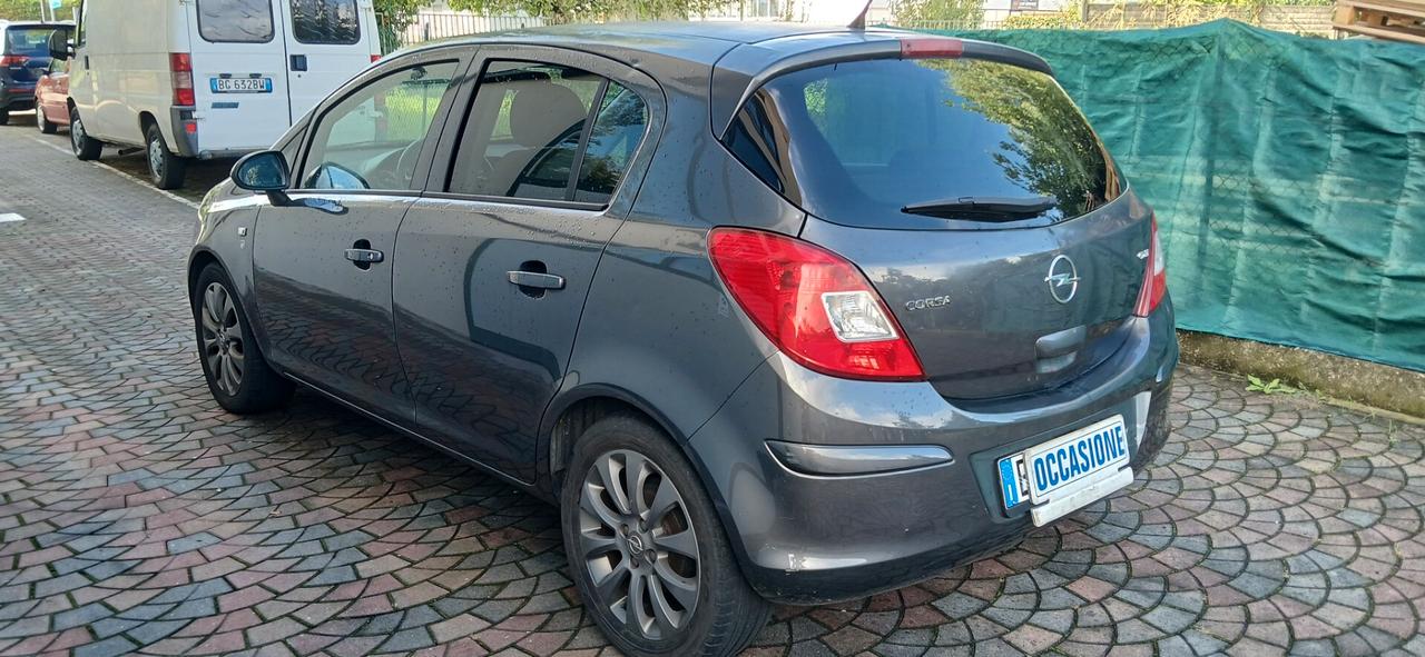 Opel Corsa 1.3 CDTI neopatentati euro 5