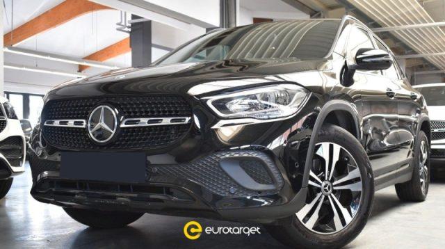 MERCEDES-BENZ GLA 200 d Automatic 4Matic Sport