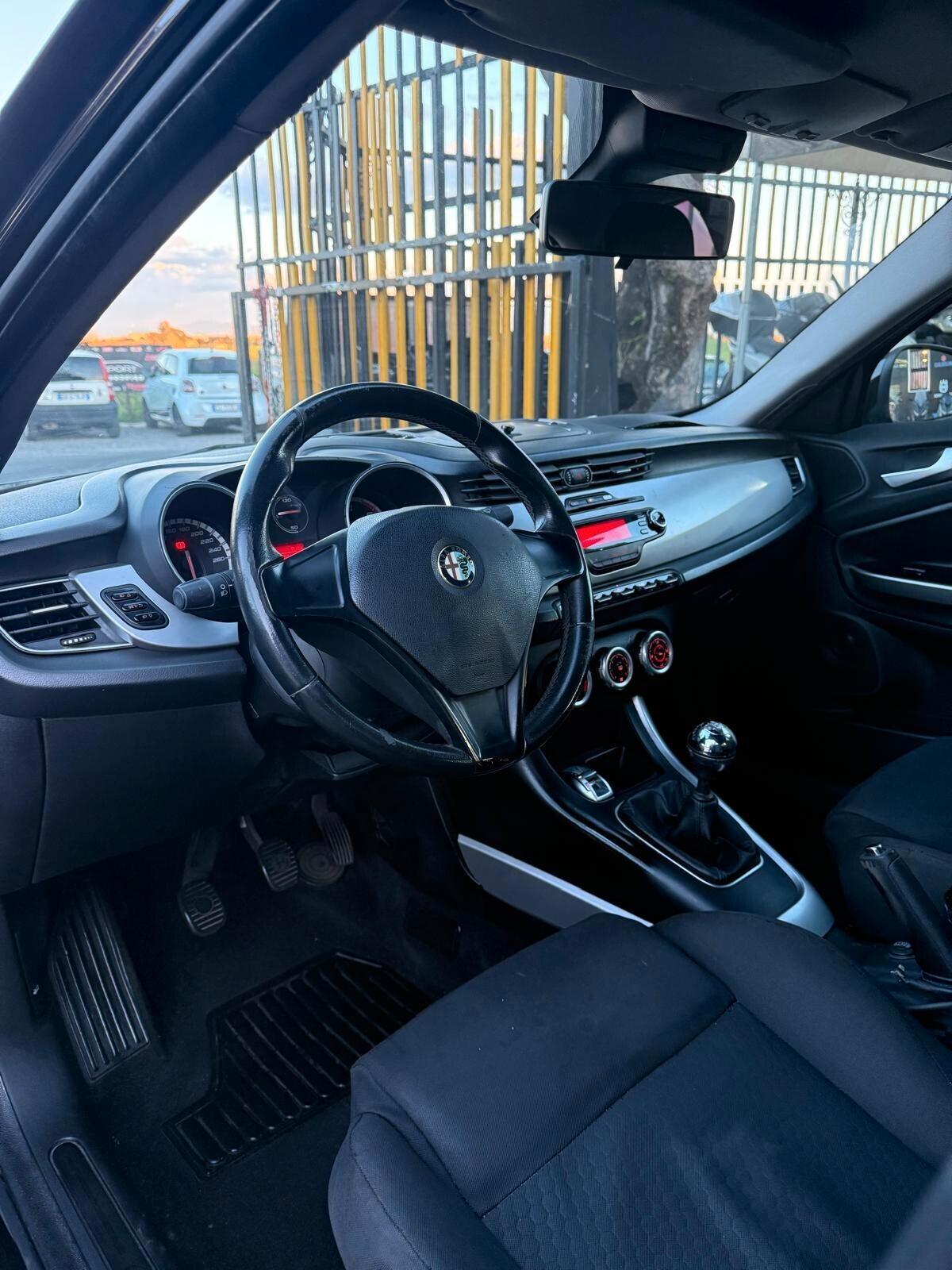 Alfa Romeo Giulietta 1.6 JTDm-2 105 CV Exclusive garanzia permute finanziamenti