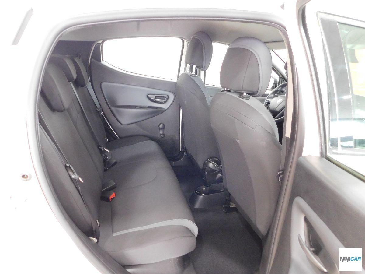 LANCIA - Ypsilon - 1.2 69 CV 5p. Silver