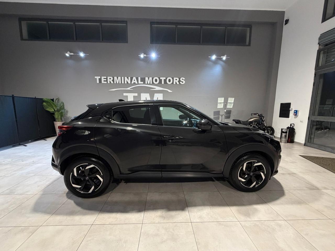 Nissan Juke 1.0 DIG-T 114 CV N-Connecta