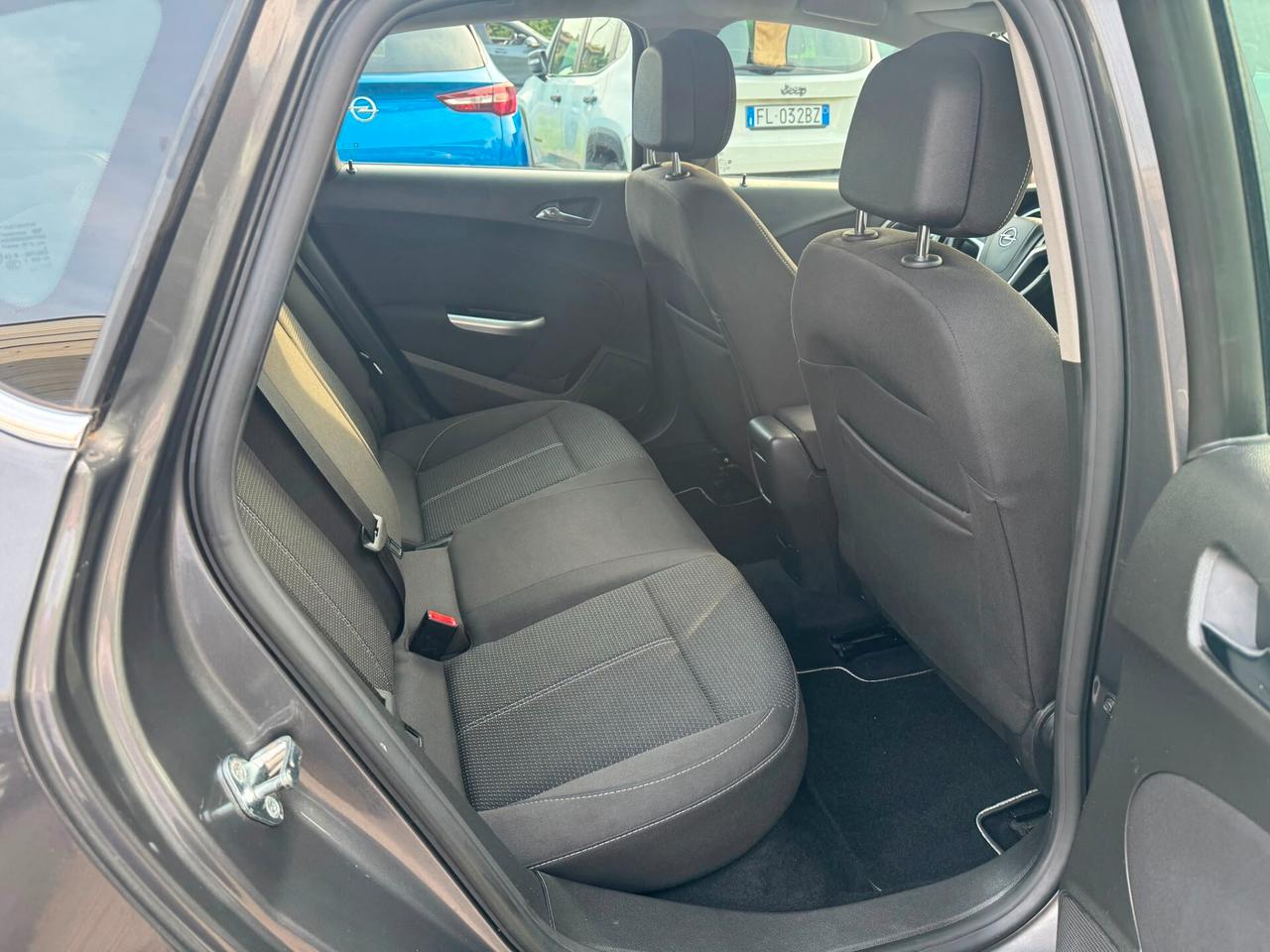 Opel Astra 2.0 CDTI 160 CV 5 porte Cosmo
