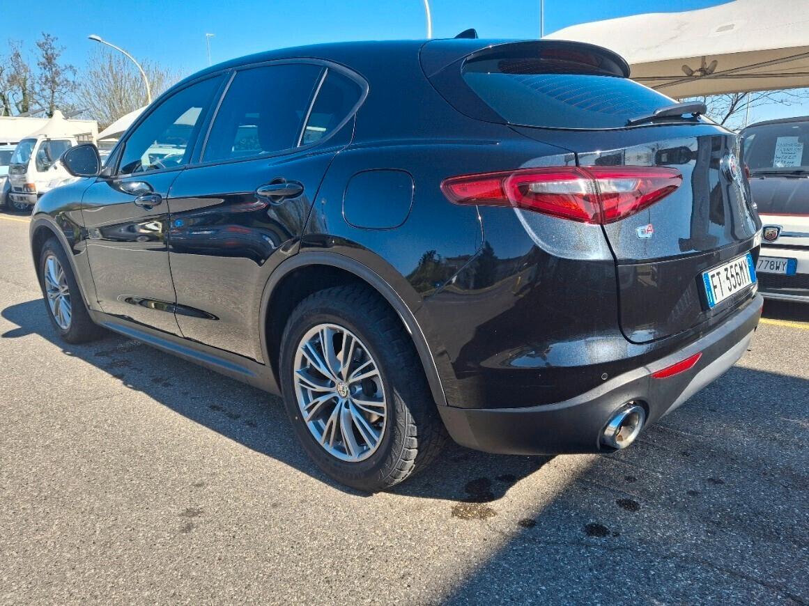 Alfa Romeo Stelvio 2.2 Turbodiesel 190 CV AT8 Q4 B-Tech