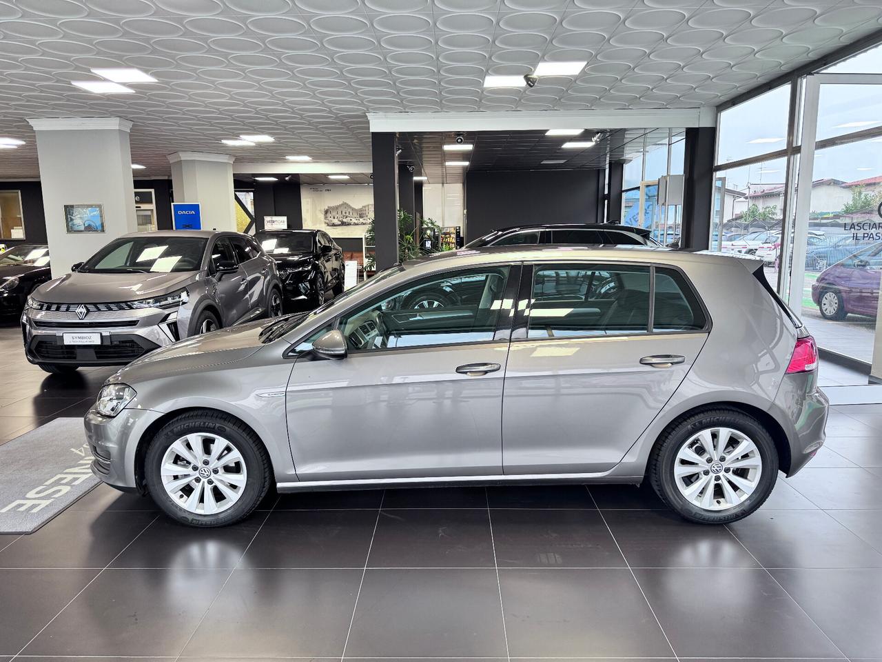 Volkswagen Golf 1.0 TSI 115 CV 5p. Trendline BlueMotion