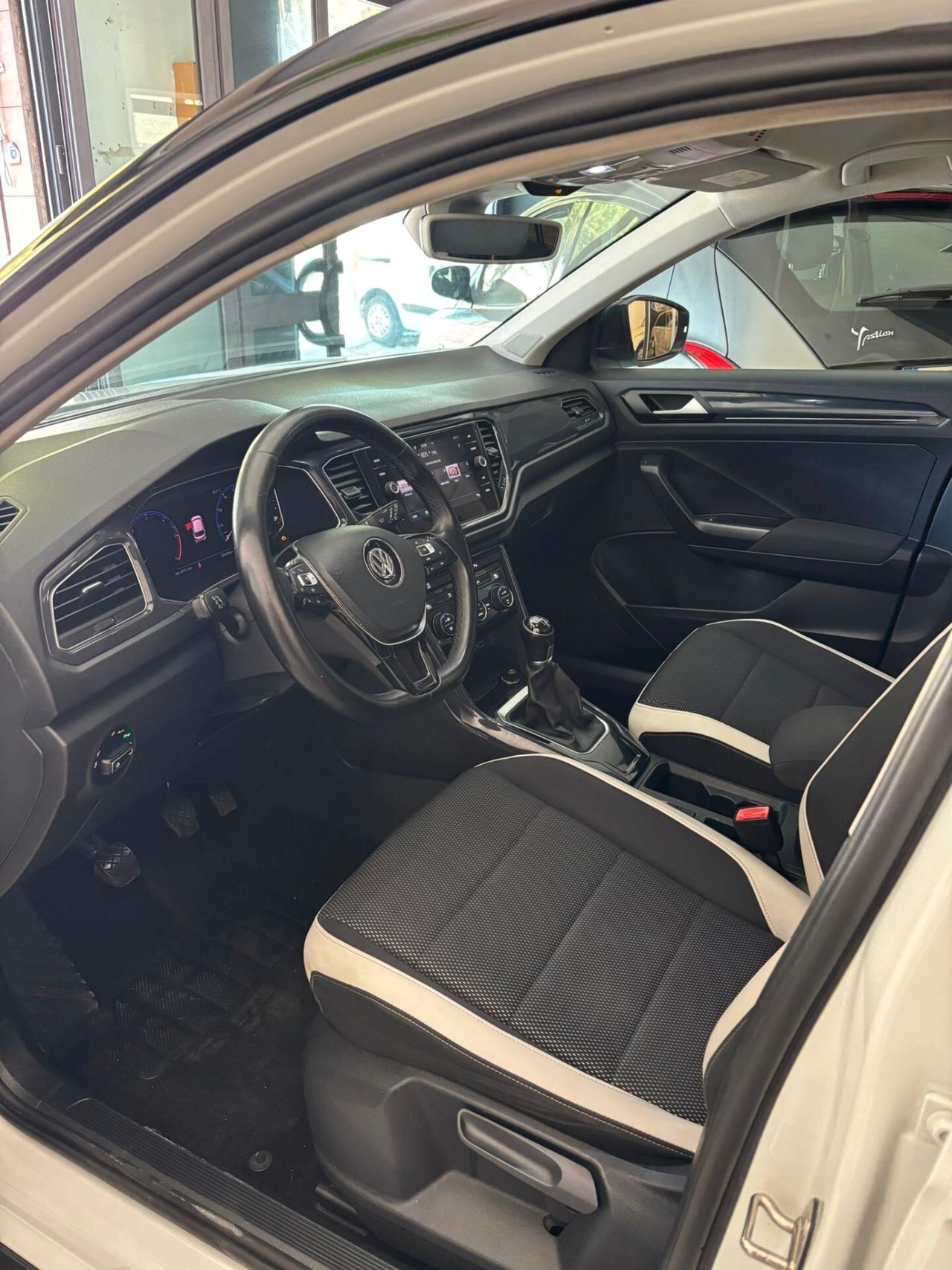 Volkswagen T-Roc 2.0 TDI SCR Advanced BlueMotion Technology
