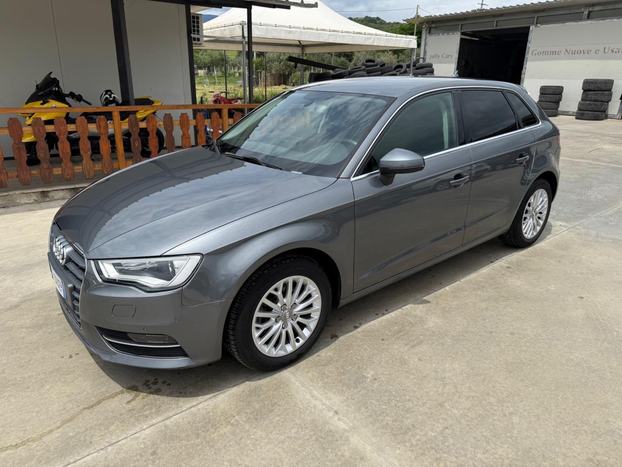 Audi A3 1.6 TDI clean diesel S tronic Attraction