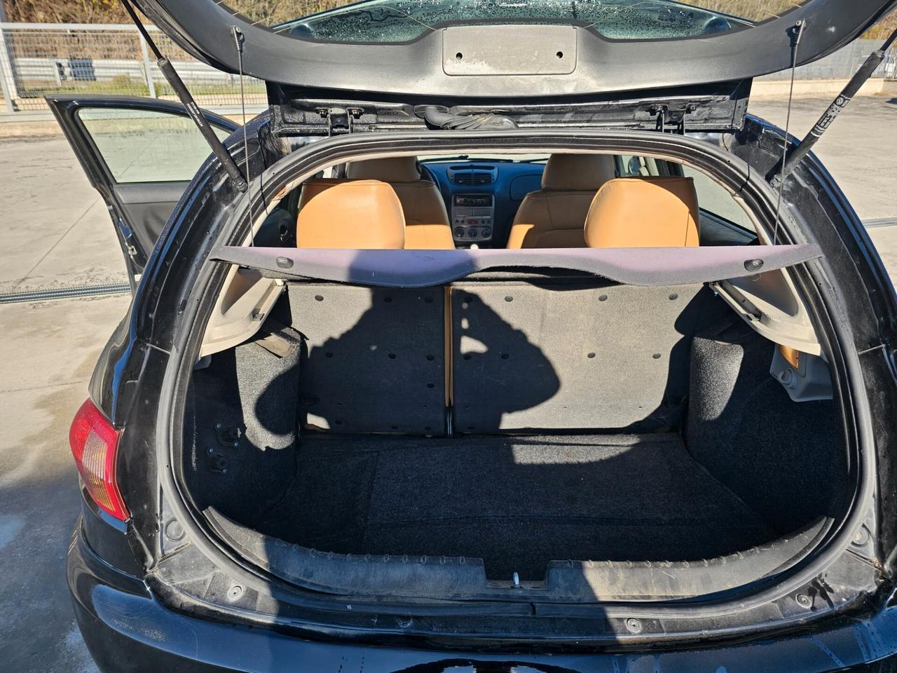 Alfa Romeo 147 1.6 16V TS (105) 5 porte Black Line + GPL