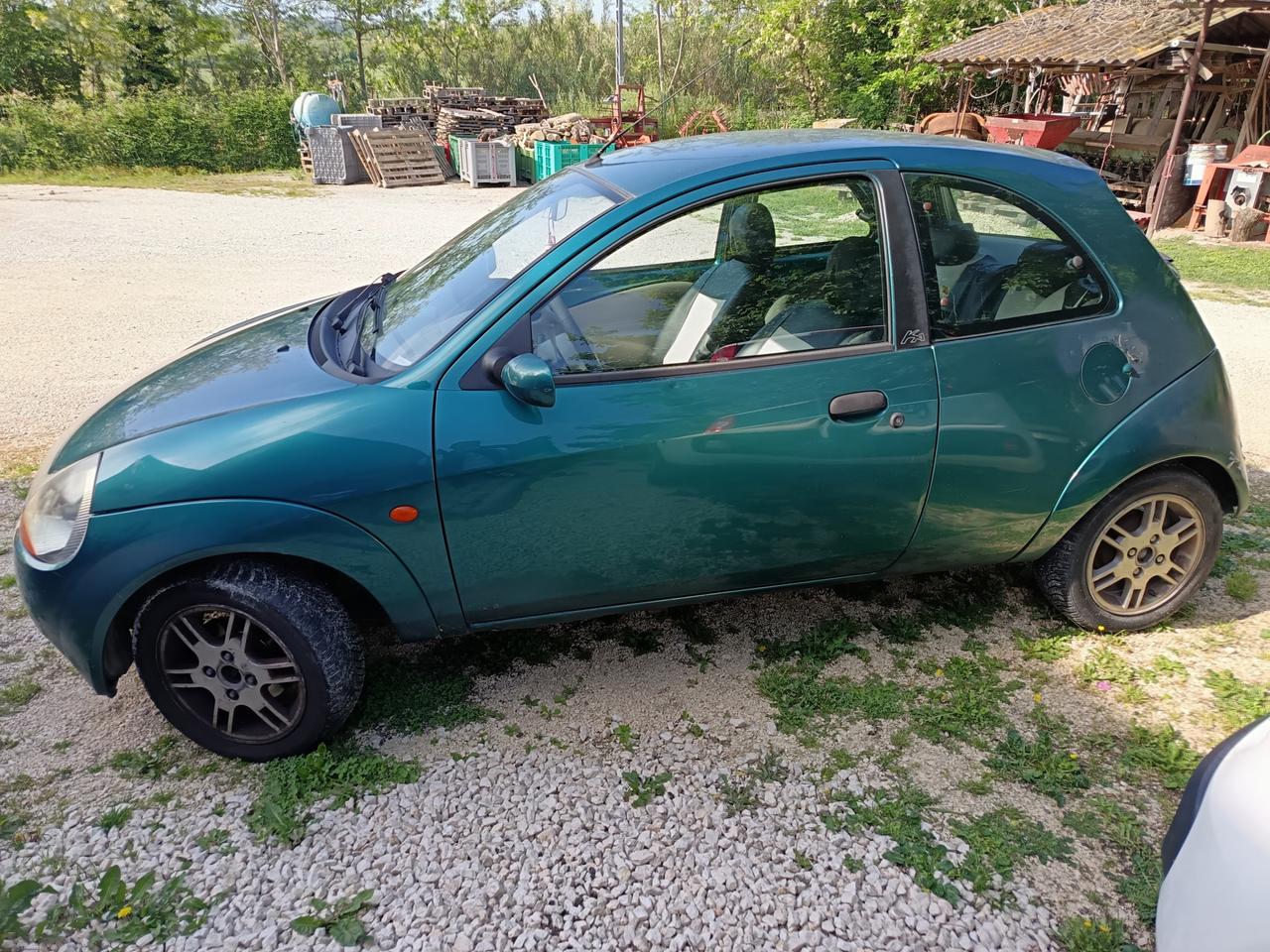 ford Ka 1.3 benzina x neopatentati