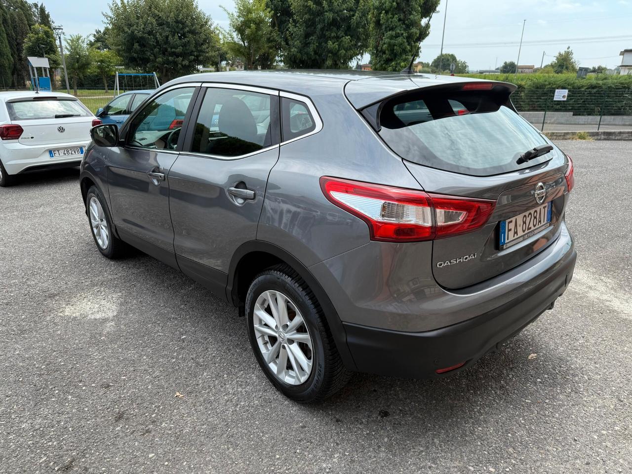 Nissan Qashqai 1.2 DIG-T Business