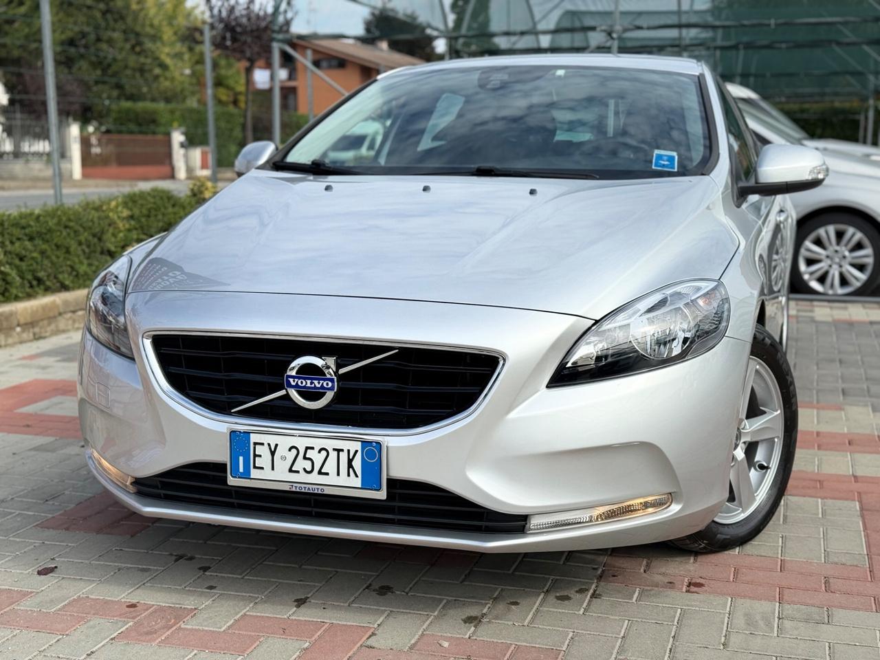 Volvo V40 D2 1.6 Momentum UNICO PROPRIETARIO