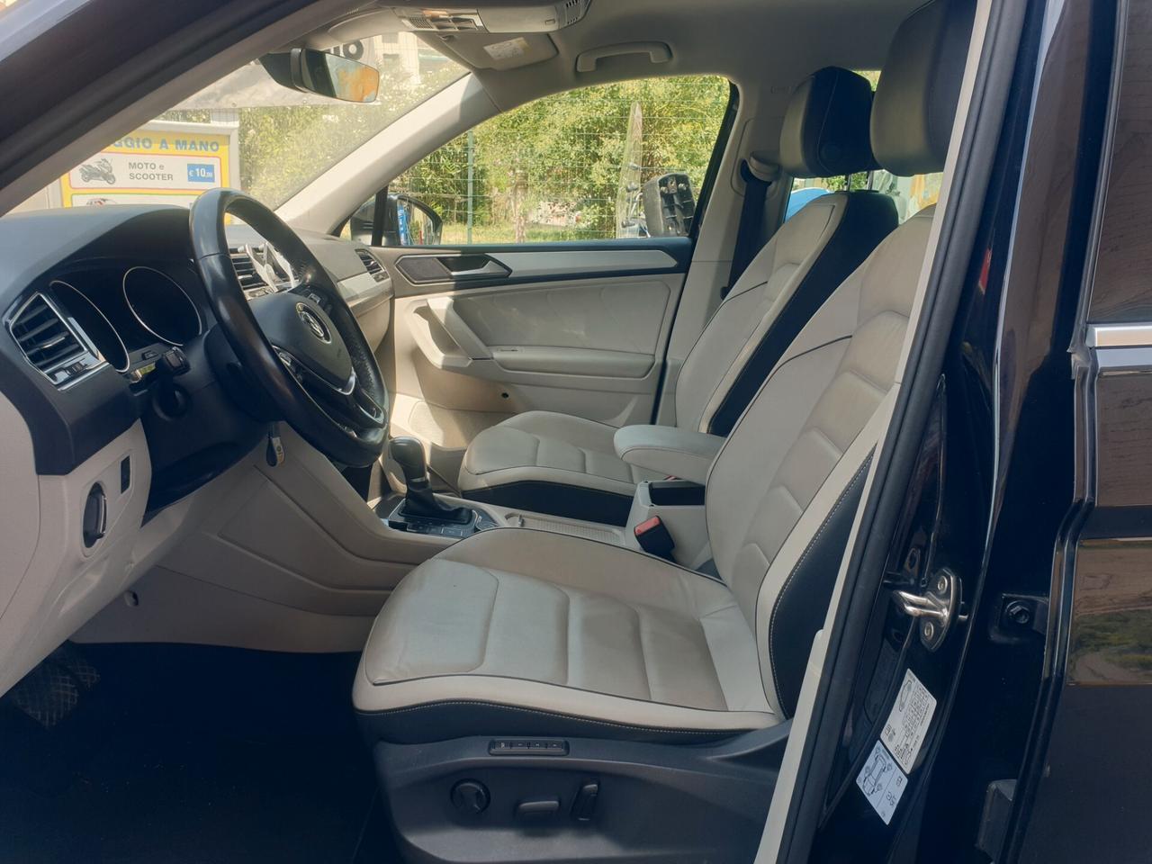 Volkswagen Tiguan 2.0 TDI SCR DSG 4MOTION Business BMT