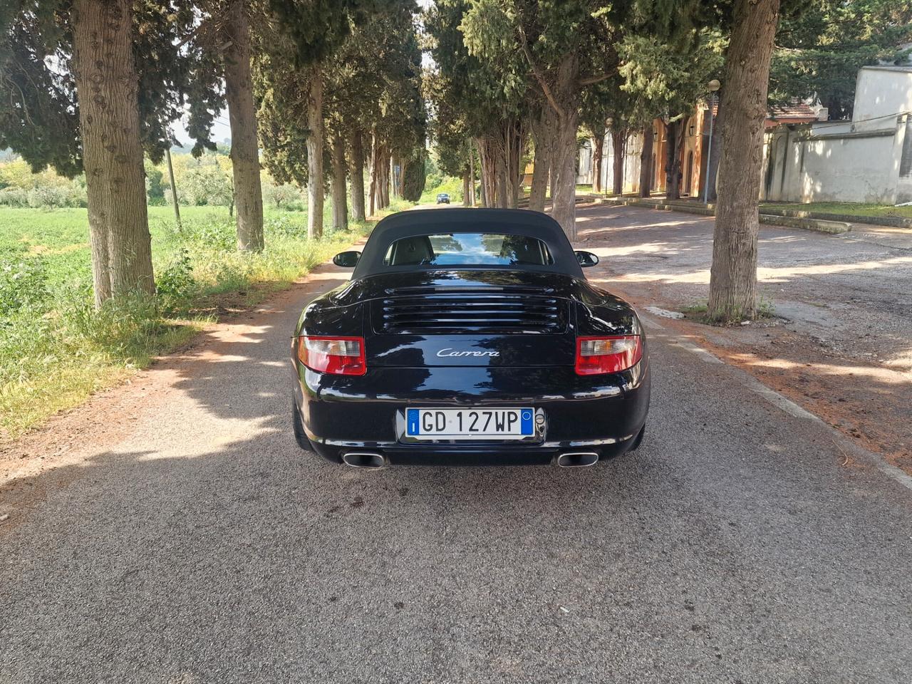 Porsche 911 Carrera Cabriolet