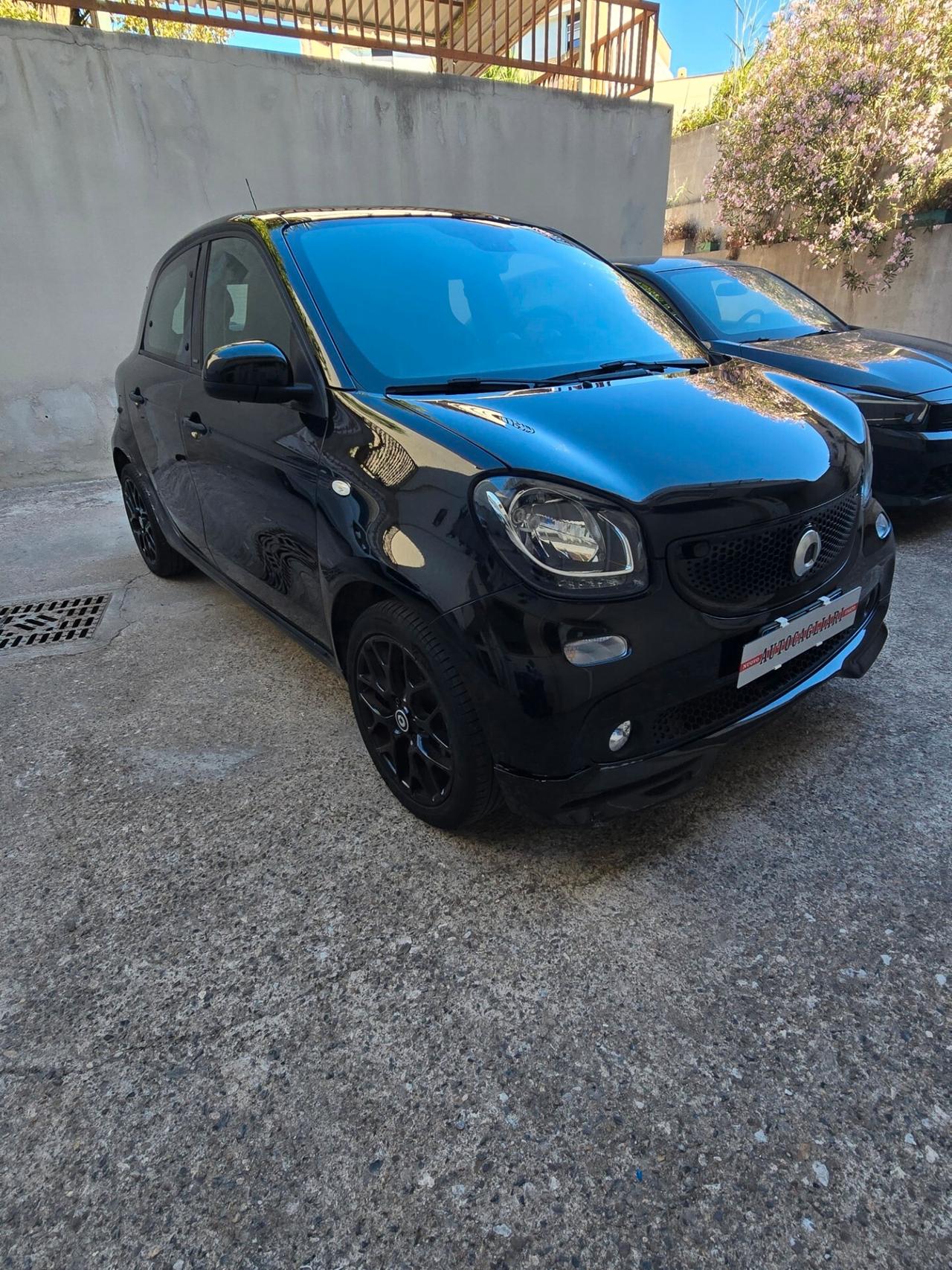 61.000 km - cambio automatico - Smart ForFour 0.9 90cv Turbo twinamic Superpassion
