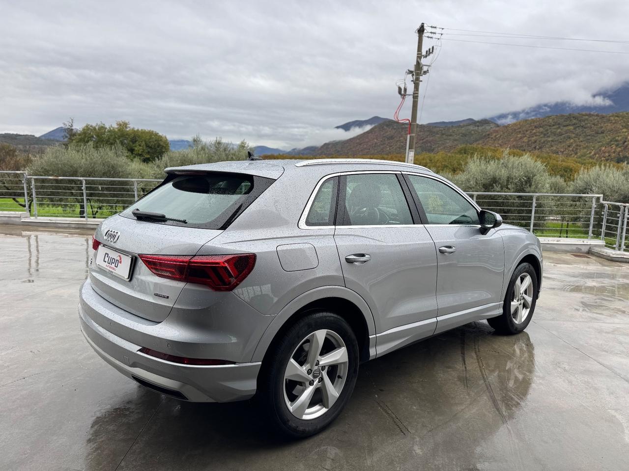 Audi Q3 40 TDI quattro S tronic Business Advanced