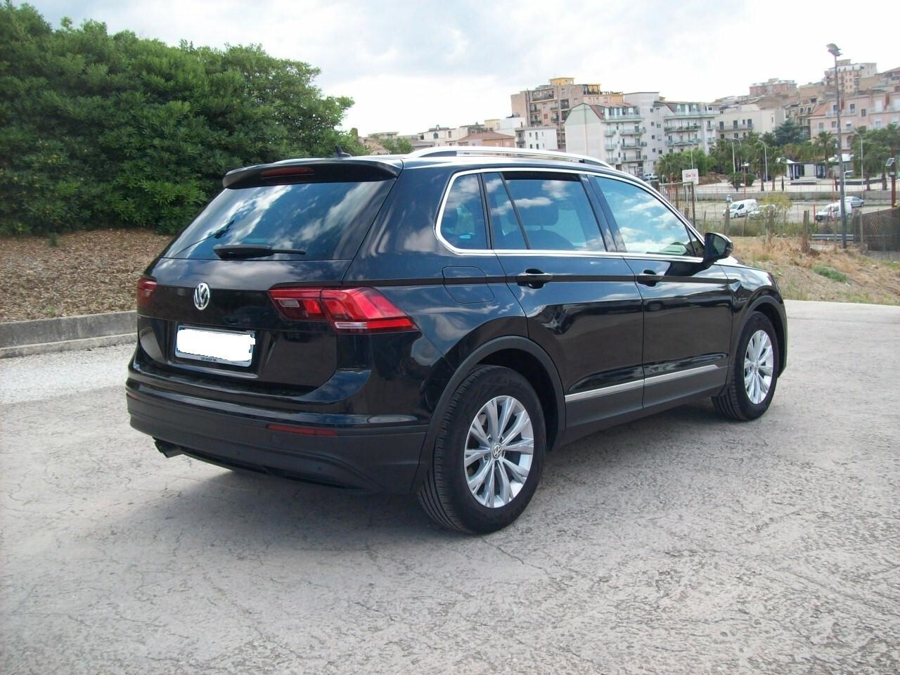 VW TIGUAN 1.6 TDI CV.115 BUSINESS BlueMotion