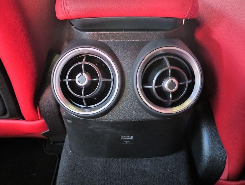 Alfa Romeo Giulia 2.0 T 280cv Veloce AT8 Q4