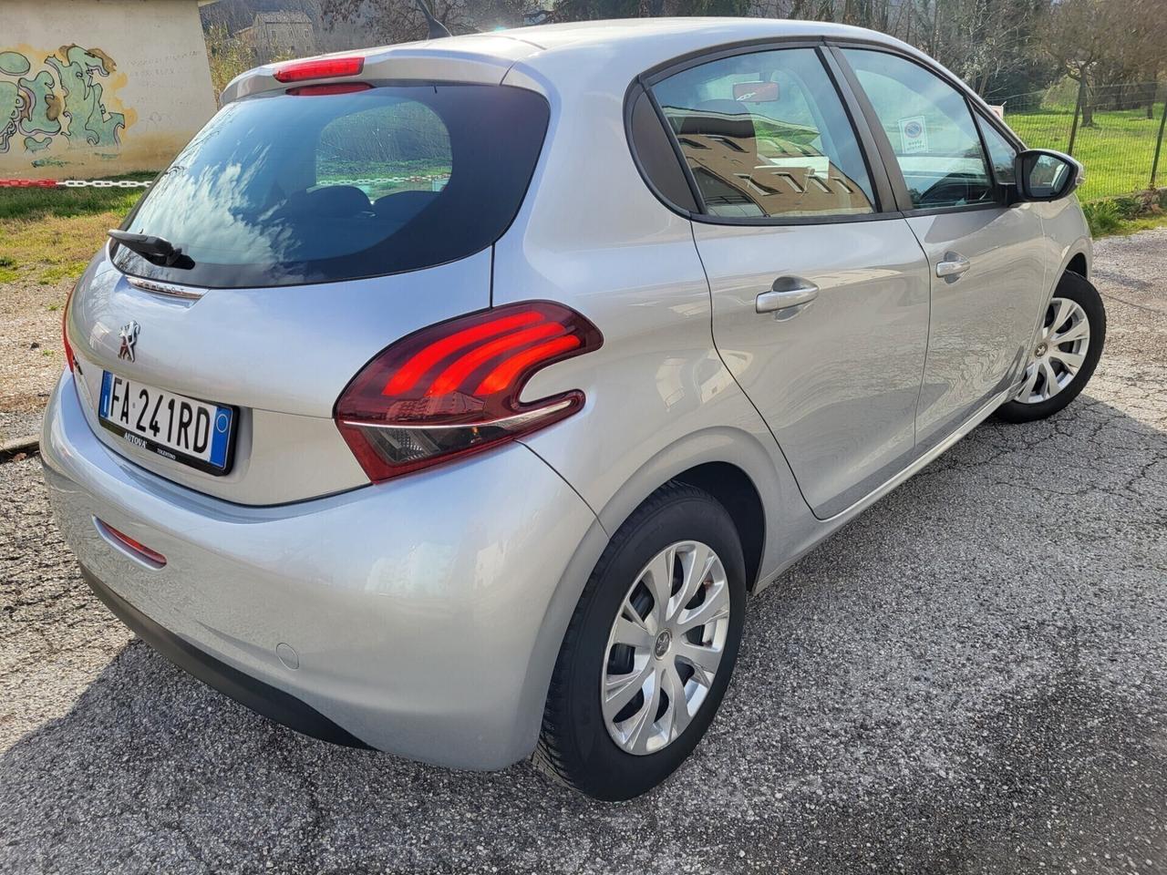 Peugeot 208 1.4 HDI-UNICO PROPRI-TAGLIANDI PEUGEOT