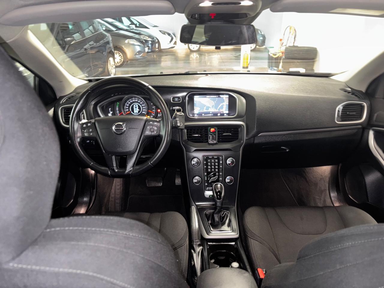 Volvo V40 D2 Geartronic Inscription