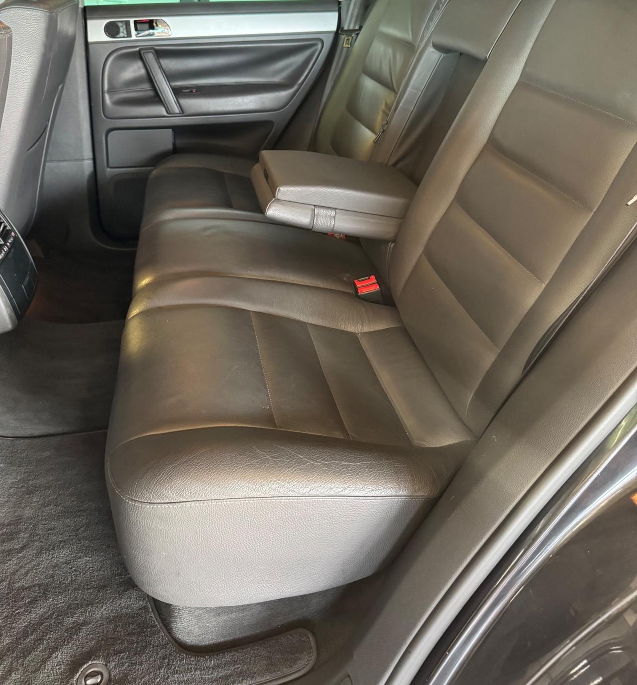 Volkswagen Touareg 2.5 R5 TDI 4x4