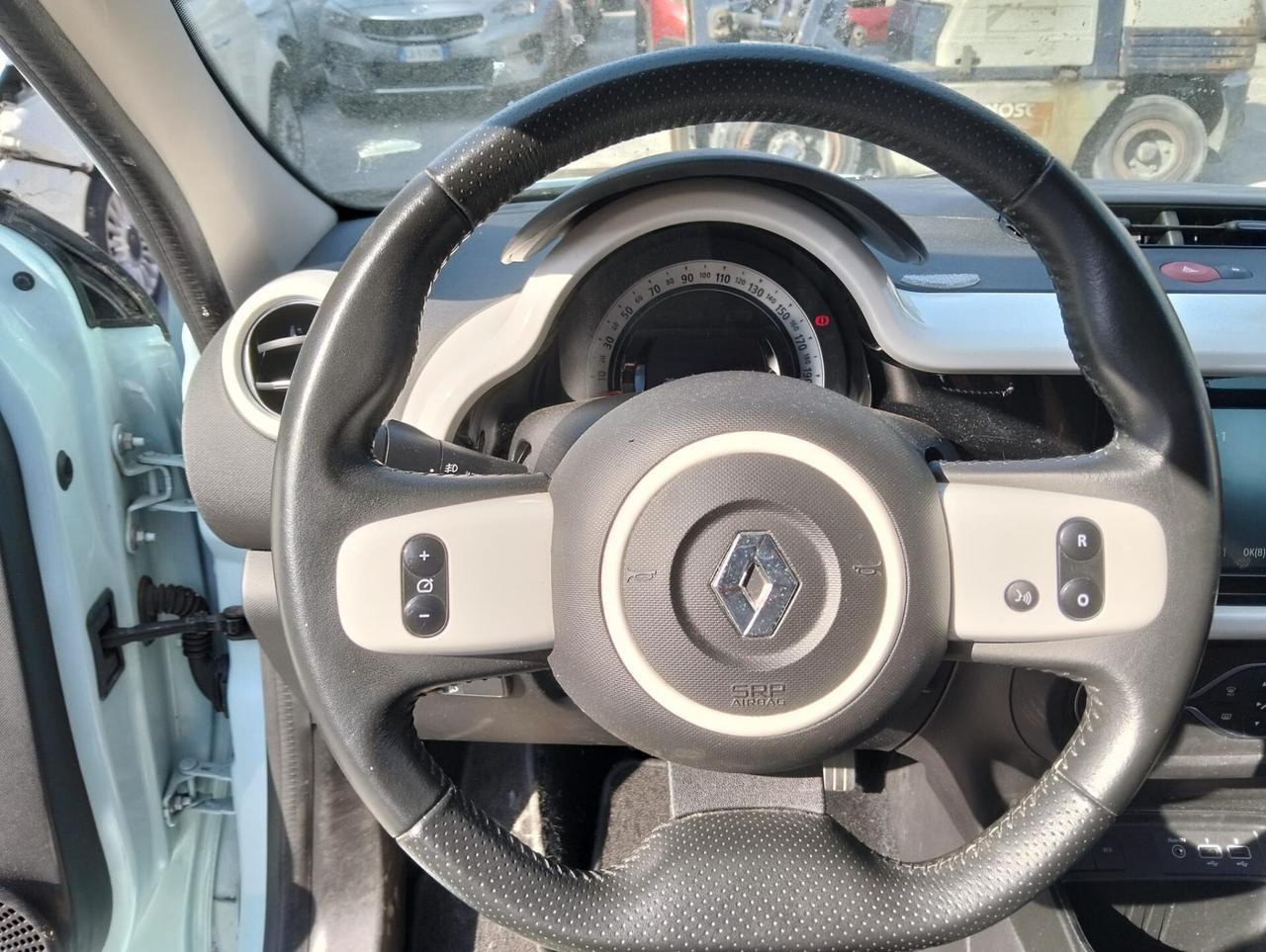 Renault Twingo 900 Benzina EDC 2020 SINISTRATA