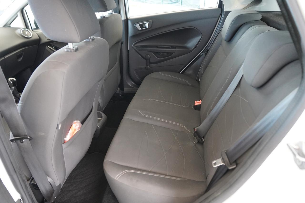Ford Fiesta 1.5 TDCi 75CV 5 porte Business