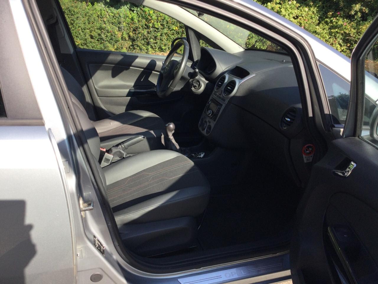 Opel Corsa 1.2 Gpl Neopatentati euro 5B- 2012