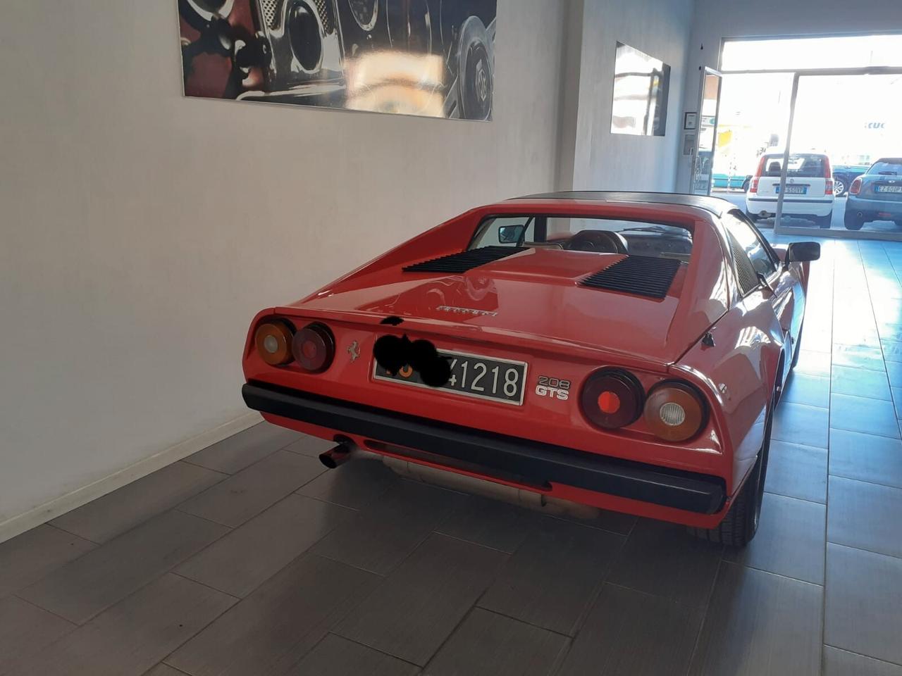 Ferrari 208 GTS Carburatori