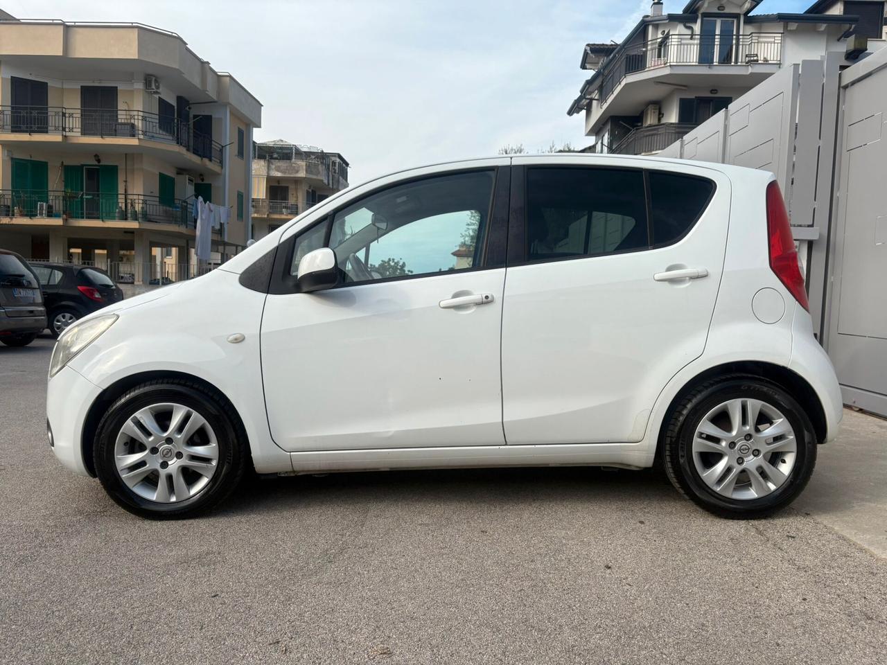 Opel Agila 1.2 16V 94CV Enjoy