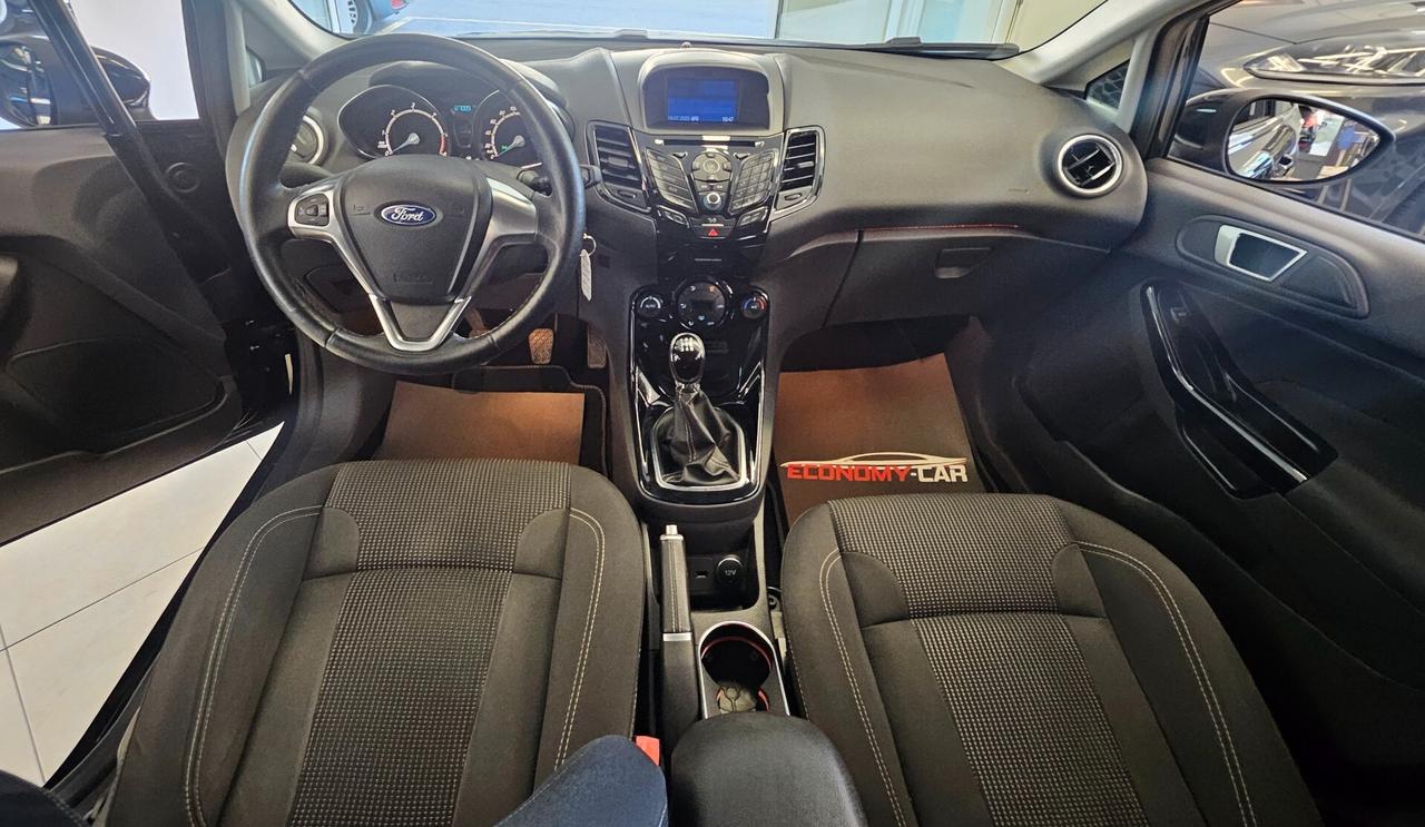 Ford Fiesta 1.5 TDCi 75CV 5 porte Titanium