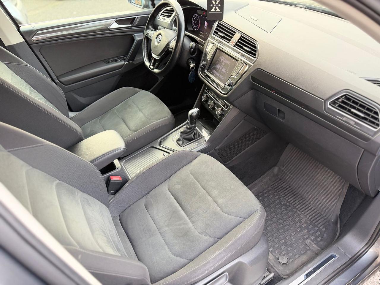 Volkswagen Tiguan Executive 2.0 TDI #9766